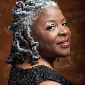 Meet your Posher, Paula